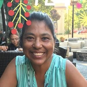 Meet your Posher, Elena